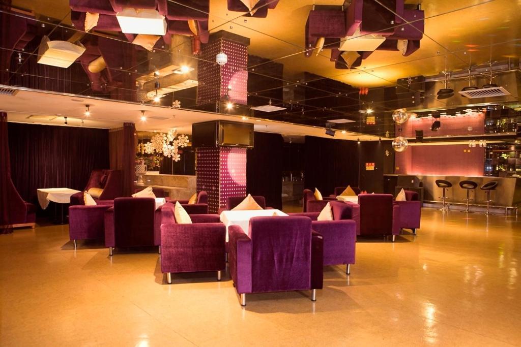 The Hot Spring Hotel Of The Hot Club Beijing Bagian luar foto