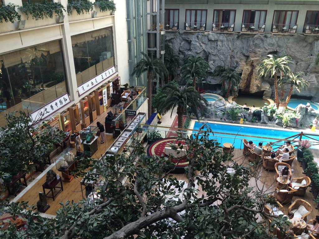 The Hot Spring Hotel Of The Hot Club Beijing Bagian luar foto