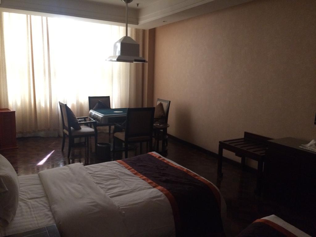 The Hot Spring Hotel Of The Hot Club Beijing Bagian luar foto
