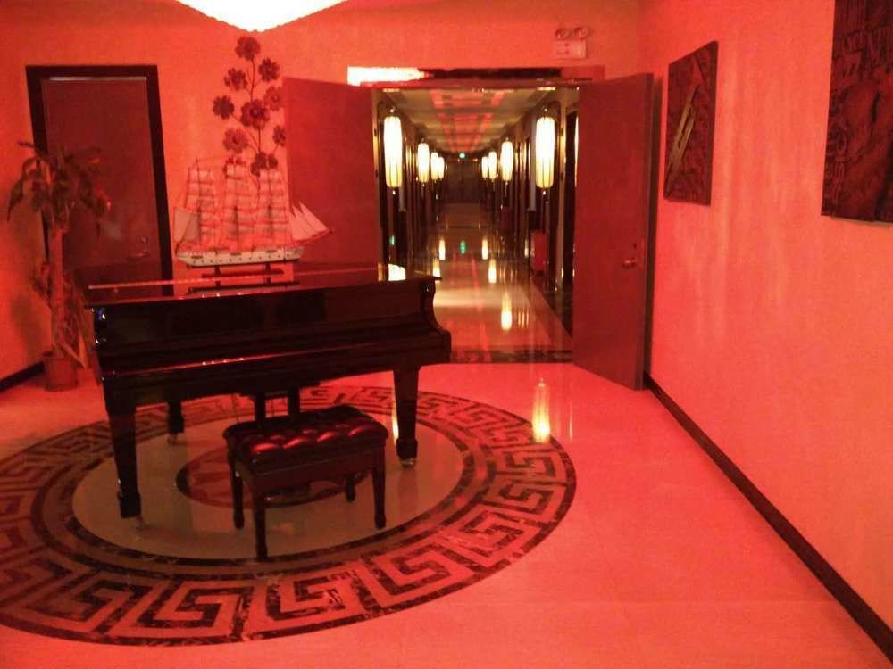 The Hot Spring Hotel Of The Hot Club Beijing Bagian luar foto