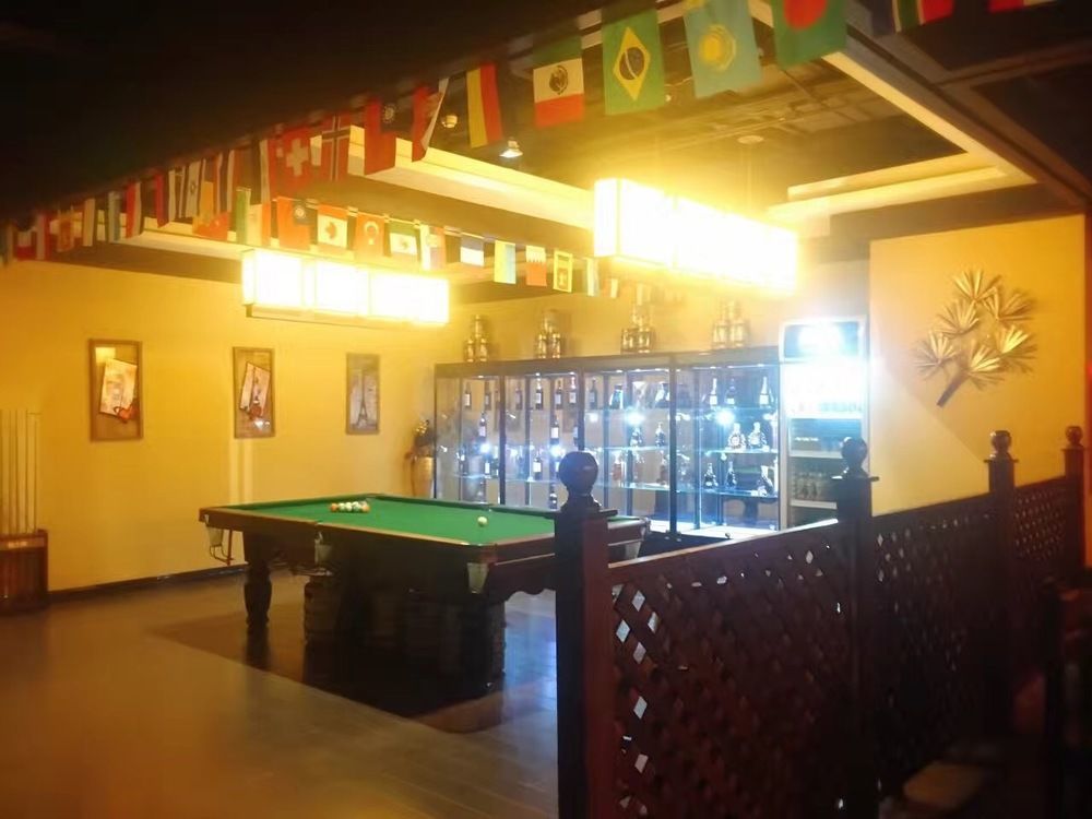 The Hot Spring Hotel Of The Hot Club Beijing Bagian luar foto